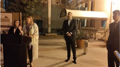 رحلة إلى الشرق.. معرض لفنان روسي بأوبرا الإسكندرية