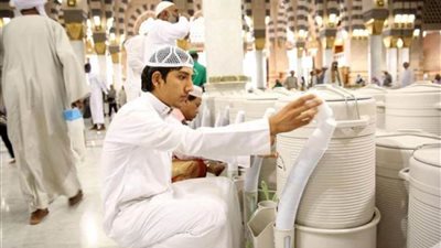 أكثر من 16 ألف حافظة زمزم توفرها 