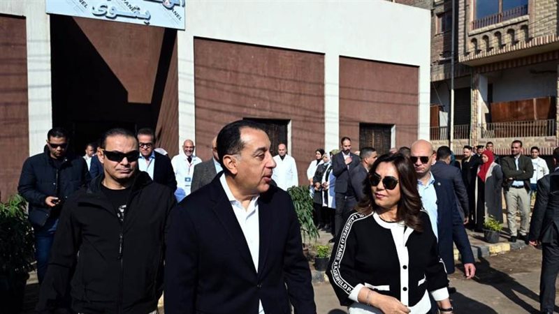 رئيس الوزراء يتفقد