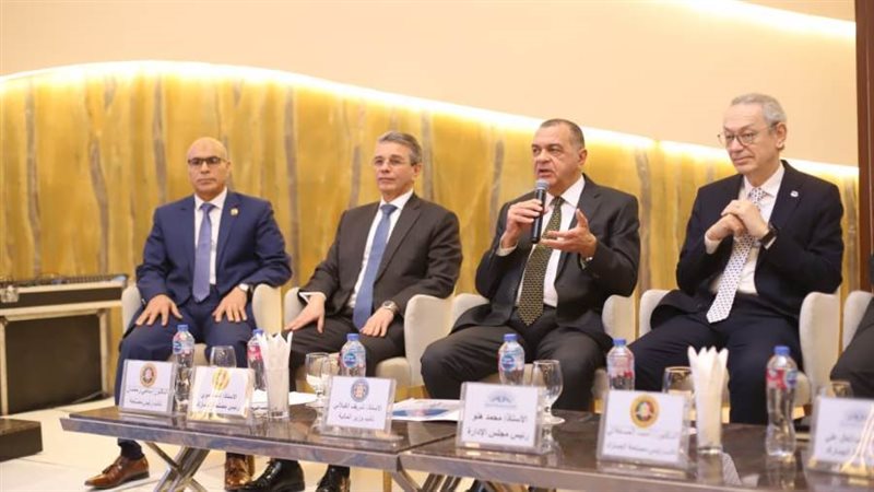 خلال اللقاء