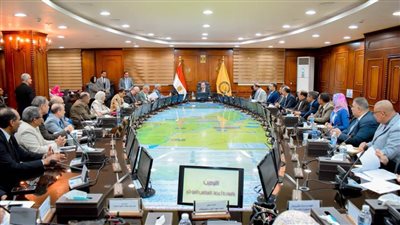 تكريم الحاصلين على مراكز متقدمة في الألعاب وعميد صيدلة بني سويف السابق