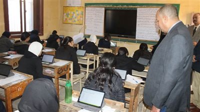 اليوم.. 116 ألف طالب وطالبة يؤدون امتحانات الشهادة الإعدادية بالمنيا  