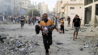 إصابة 4 فلسطينيين برصاص الاحتلال و3 أطفال جراء انفجار جسم في جنوب غزة