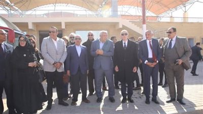 وفد برلماني رفيع المستوى يتفقد المشروعات التنموية بالوادي الجديد