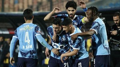 عاجل.. بيراميدز يقسو على الزمالك بثلاثية وينفرد بصدارة الدوري 
