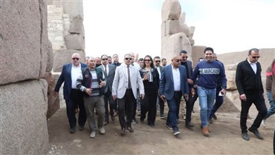 محافظ الشرقية يزور منطقة آثار صان الحجر ويشيد بعظمة الحضارة الفرعونية القديمة 