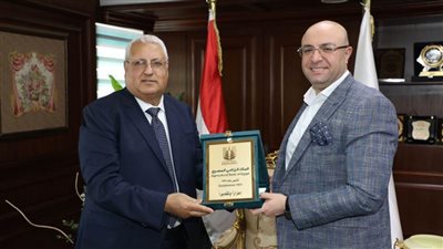 نصف مليون جنيه كوبونات غذائية من البنك الزراعي المصري لدعم الأسر الأولى بالرعاية ببني سويف