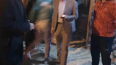 سكرتير بني سويف يوقف أعمال بناء مخالف واتخاذ الإجراءات القانونية