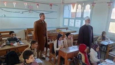 رئيس منطقة سوهاج الأزهرية يتابع سير الدراسة ويحث على الاجتهاد خلال رمضان