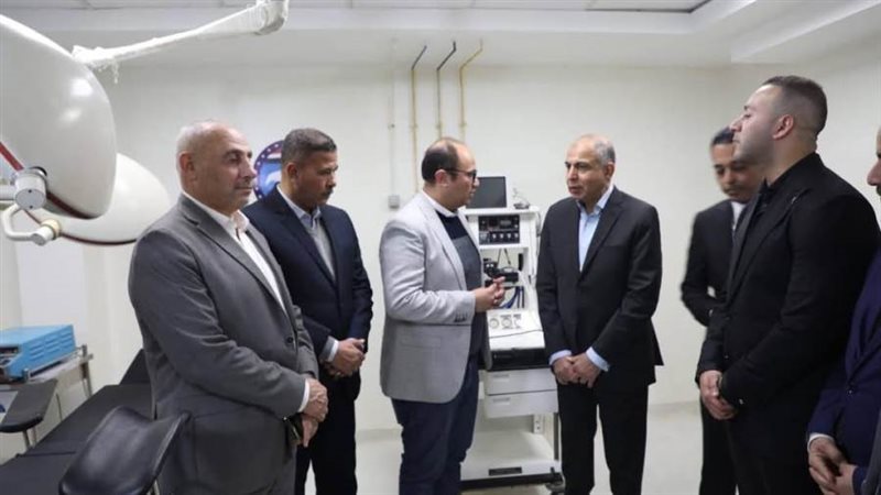 محافظ المنيا خلال