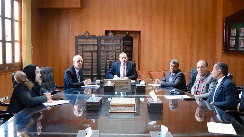 اجتماع رئيس جامعة