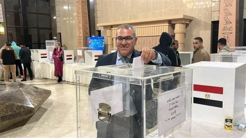 الدكتور أحمد سعيد