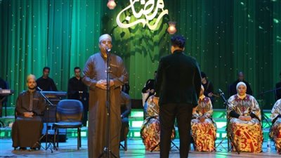 فلكلور بحري وابتهالات دينية تضيء ليالي رمضان الثقافية بمسرح السامر