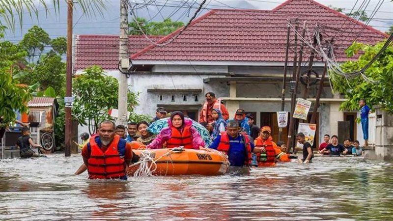 الفيضانات في إندونيسيا