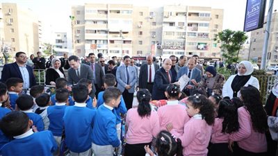 محافظ كفر الشيخ يؤدي صلاة عيد الفطر المبارك وسط الآلاف من المصلين