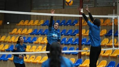 سيدات طائرة الأهلي يكثف استعداده قبل مواجهة «سوكوسيم» السنغالي