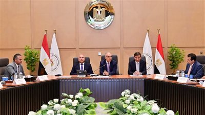 بحث أبرز الملفات المشتركة بين الري والتموين والصناعة والنقل 