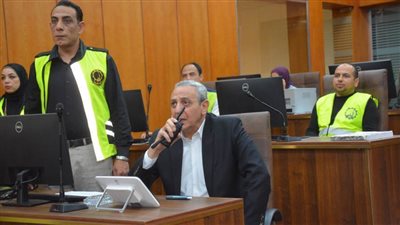  بالصور.. محافظ الغربية يتابع حملة مكبرة لإزالة التعديات والمخالفات من مركز سيطرة الطوارئ