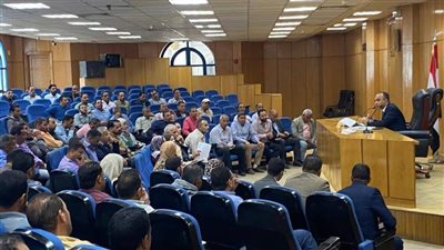 لجنة دائمة لمراجعة وحصر أعمال تراخيص الأنشطة الصناعية غير المقننة بالمنيا