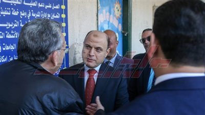 عبدالمعطي يتفقد سير العملية الانتخابية بكفر الشيخ  