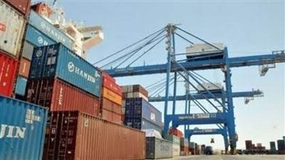 إغلاق موانئ السويس البحرية لسوء الأحوال الجوية