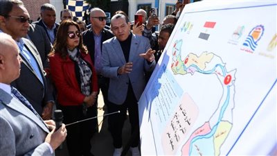 وزيرة التنمية المحلية ومحافظ قنا يفتتحان محطة مياه الشرب بقرية حجازة بحري بقوص