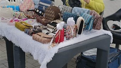 «أيادي مصر» بالمنيا تقيم معرضًا تسويقيًا للحرف اليدوية بجامعة دراية بمشاركة أكثر من 20 عارضًا حرفيًا