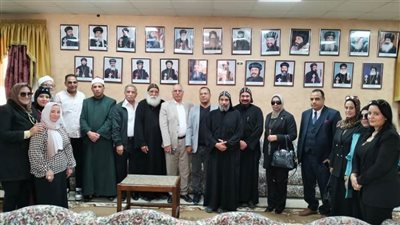 بالصور.. القيادات التنفيذية والشعبية بوادى النطرون تزور مجمع الأديرة لتهنئة الأخوة الأقباط بعيد القيامةالمجيد