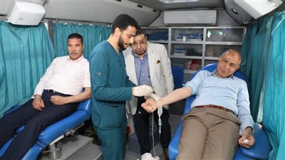 محافظ المنيا يطلق حملة قومية للتبرع بالدم لصالح مستشفيات الصحة وبنك الدم الإقليمي بالمحافظة