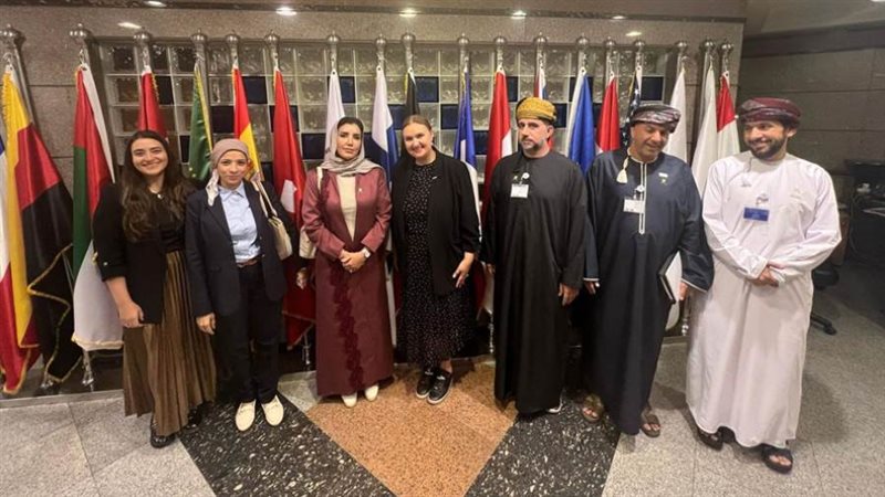 وفد من سلطنة عمان