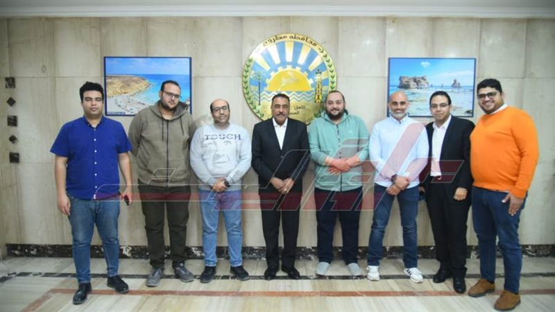 محافظ مطروح اللواء