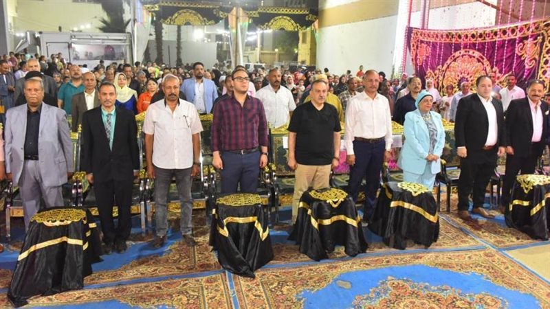 محافظ أسيوط خلال