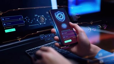 عاجل.. 5 خطوات بسيطة: كيف تحمي هاتفك من الهجمات الإلكترونية؟