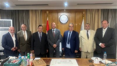 رئيس الضرائب: نعمل على إزالة أي معوقات تواجه المصانع والشركات للاستفادة من التسهيلات الضريبية الجديدة