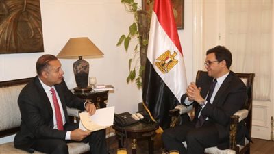 وزير الثقافة يستقبل سفير قطر بالقاهرة