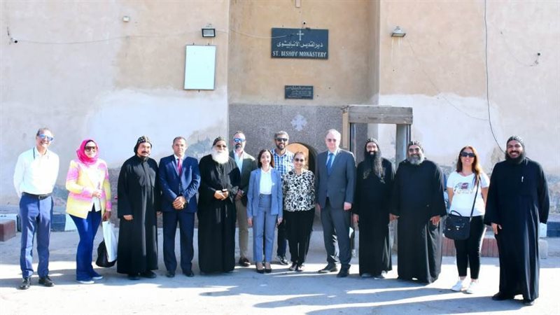 جانب من الزيارة