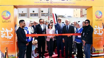 بمشاركة 25 دار نشر.. محافظ البحيرة تفتتح معرض دمنهور للكتاب في نسخته السابعة 