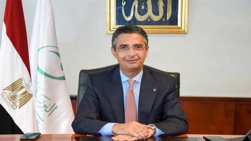 الدكتور شريف فاروق