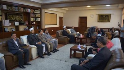 رئيس فرع خريجي الأزهر بالغربية يلتقي نائب الحاكم العسكري للتهنئة بأعياد أكتوبر المجيدة