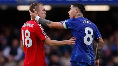 نوتنجهام فورست يُربك تشيلسي بتعادل مثير في 