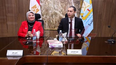 اجتماعًا لمناقشة خطة تنفيذ الهوية البصرية بكفر الشيخ