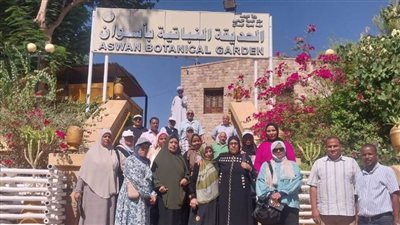 ضمن اليوم العالمي للمسن.. جولة بالمواقع السياحية لمسني الصعيد في أسوان