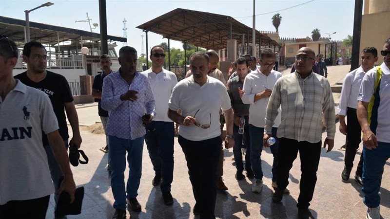 محافظ أسيوط يتفقد