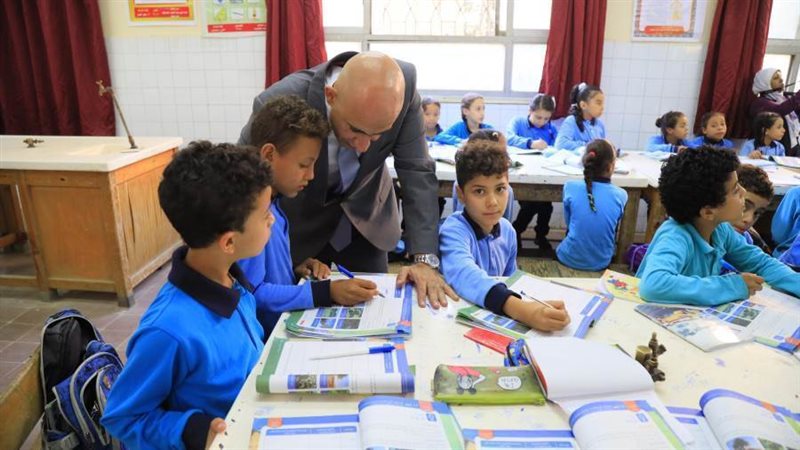 وزير التعليم يتفقد