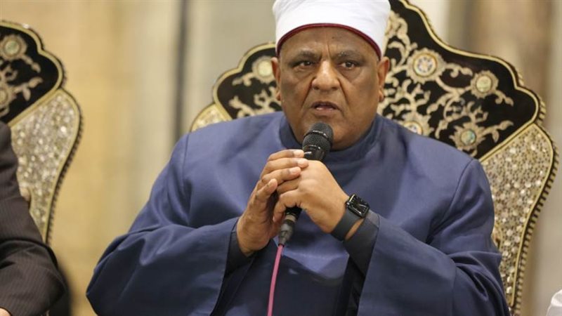 الدكتور عباس شومان