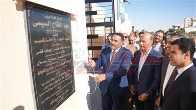 محافظ مطروح يفتتح محطة رفع ٣ لمشروع الصرف الصحى بسيوه