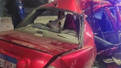 بالأسماء.. إصابة 4 أشخاص في تصادم سيارة ملاكي بعمود إنارة في أسوان