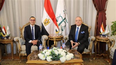 رئيس مجلس الدولة يستقبل وزيرالاستثمار والتجارة الخارجية لتقديم التهنئة