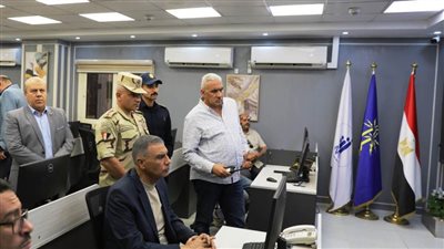 محافظ أسوان: استمرار فتح اللجان أمام الناخبين بعد مواعيد الغلق 