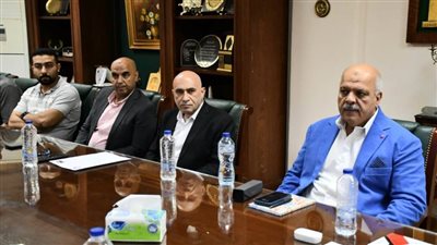 وزير الرياضة ورئيس اللجنة الأولمبية المصرية يجتمعان باتحادات رفع الأثقال والمصارعة